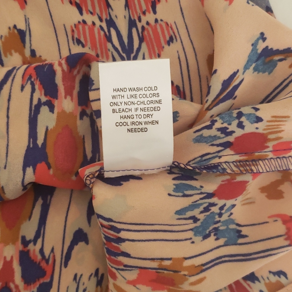 Blouse - Picture 8 of 8